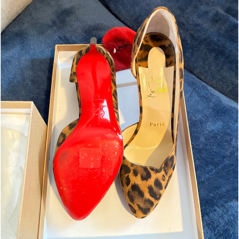 Like *new* leopard print Christian Louboutin